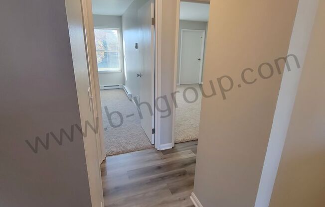 2 beds, 1 bath, 824 sqft, $1,075, Unit 1904-203