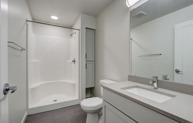 1 bed, 1 bath, 738 sqft, $1,625, Unit 413