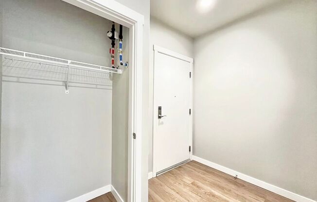 2 beds, 1 bath, $3,000