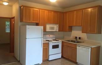 1 bed, 1 bath, 600 sqft, $1,200, Unit 09