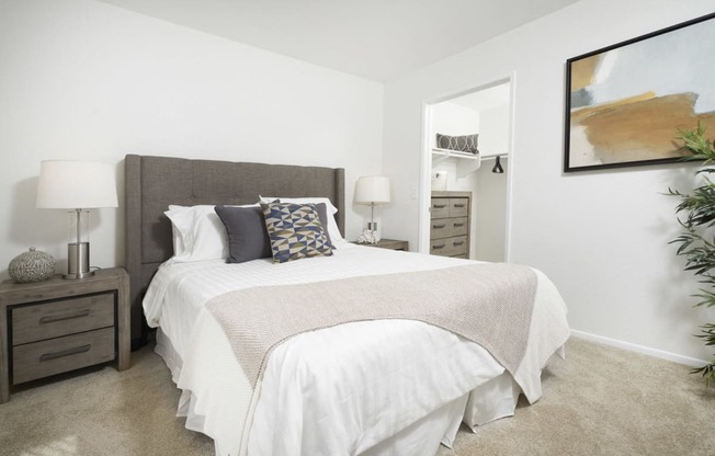 Apartments Thousand Oaks - The Knolls Spacious Bedroom with an Expansive Closet, Plush Carpeting, and Much More