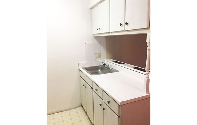 Studio, 1 bath, 425 sqft, $745, Unit 3060-101