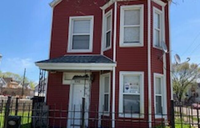 5243 S Hoyne