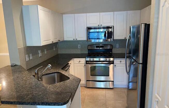 3337 S Kirkman Rd Apt 625