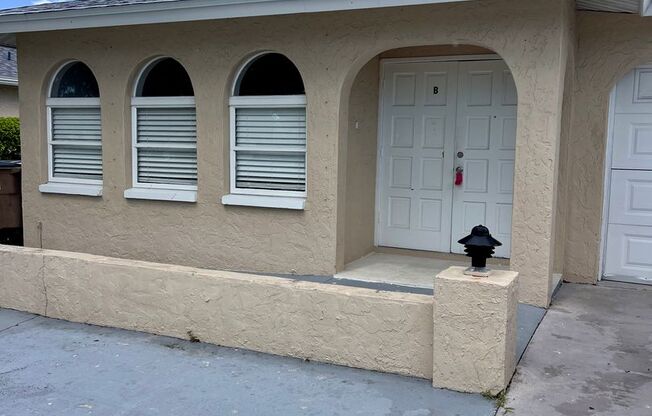 3637 Country Club Blvd- Apt B.- Updated 2BR/2BA Duplex in Prime Cape Coral Location – Fenced Yard, Garage & More!