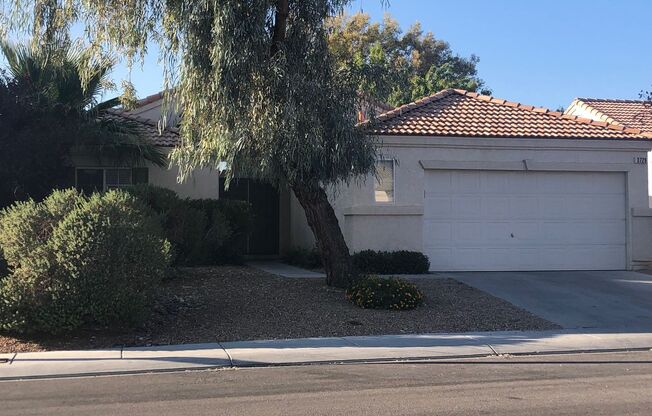 **GORGEOUSLY REMODELED & SUPER UPGRADED!!  LARGE 4 BD 2 BA SINGLE STORY HOME**$2,250**