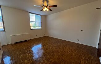 Studio, 1 bath, 400 sqft, $1,585, Unit 620-107