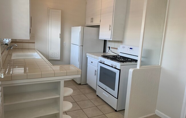 1 bed, 1 bath, 709 sqft, $1,995, Unit 30-04