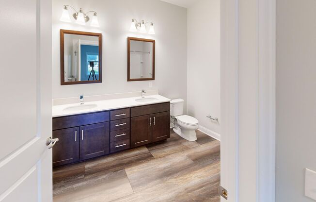 2 beds, 2 baths, 1,042 sqft, $2,995, Unit 6210