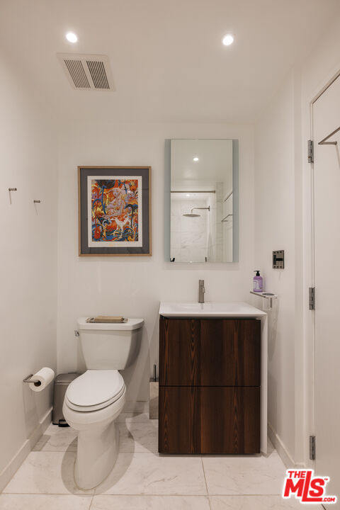 2 beds, 2 baths, 2,320 sqft, $7,950, Unit 307