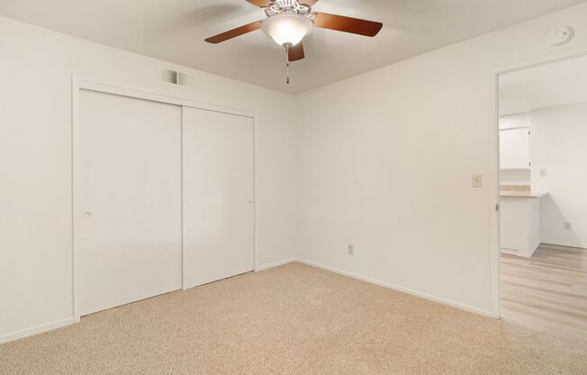 2 beds, 1 bath, 825 sqft, $1,595, Unit 048