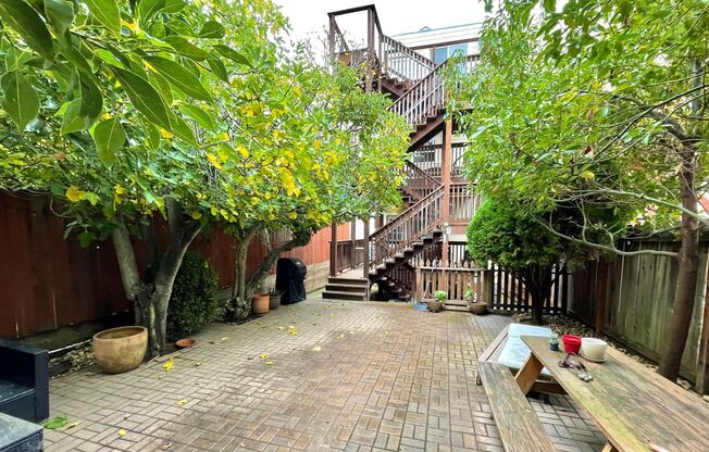 4 beds, 1 bath, $6,750, Unit 58 Sharon Street