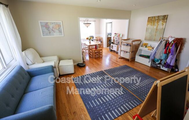 3446 ROXANNE AVE