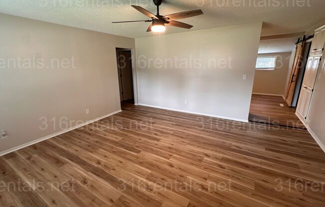 $1300 - 3 bed 1 bath Beautiful single family home located in West Wichita Sunflower neighborhood