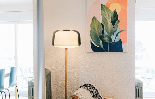 Studio, 1 bath, 300 sqft, $2,569, Unit Lakeview studio #1 with private patio on bike path, near downtown. .
