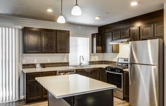 3 beds, 2 baths, 1,160 sqft, $2,300, Unit 5-102