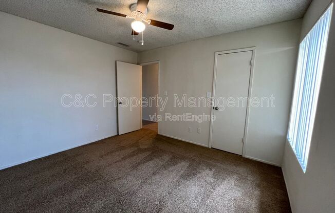 2 beds, 1 bath, 877 sqft, $1,150, Unit 263