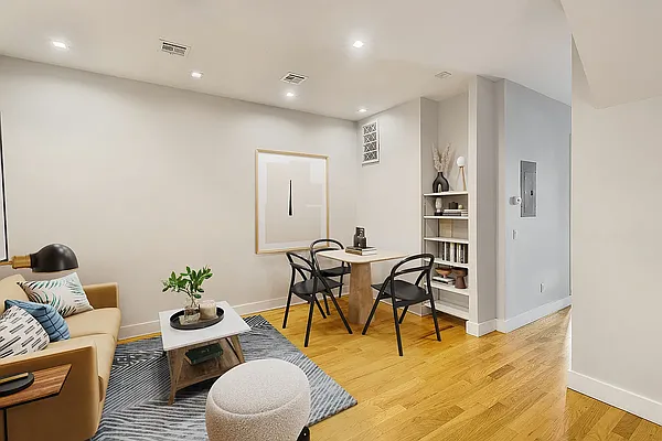 14 LOCUST ST