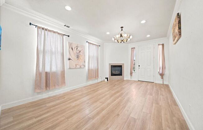 9105 Echo Point Pl