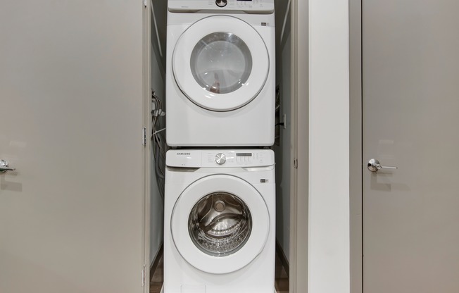 Enjoy daily conveniences, like your very own in-home full-size washers and dryers, as well as built-in shelving that will give your home a custom touch.