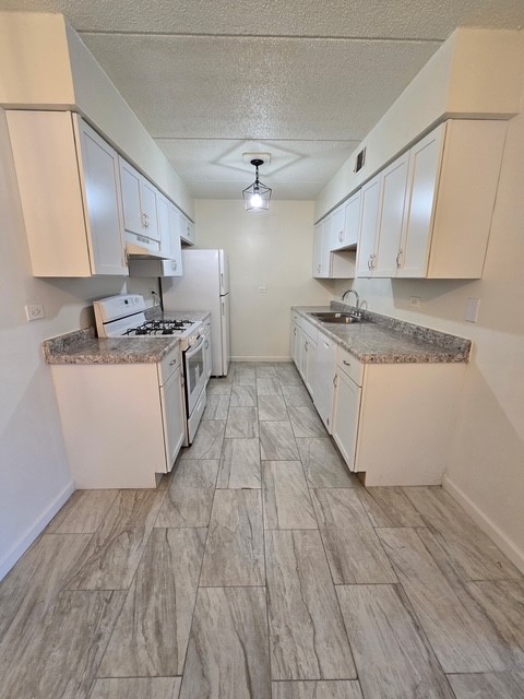 Welcome to Willow Lake Apartments