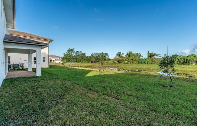 12259 SW 43 ST