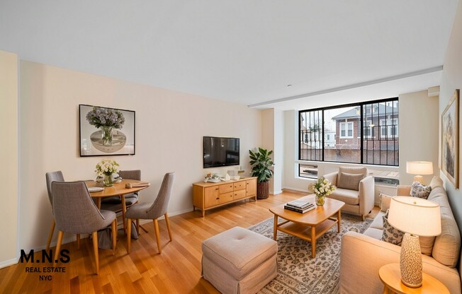 229 PARKVILLE AVE