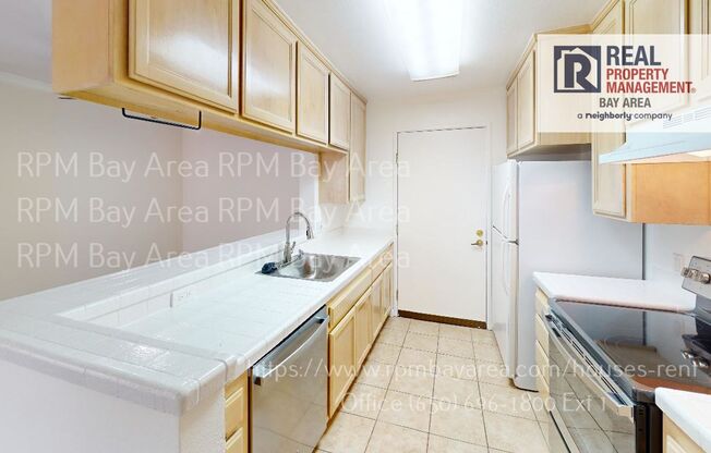 2 beds, 2 baths, $3,300