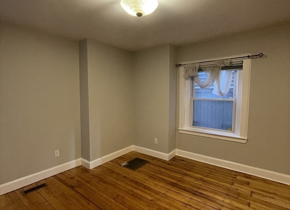 6 PORTER RD