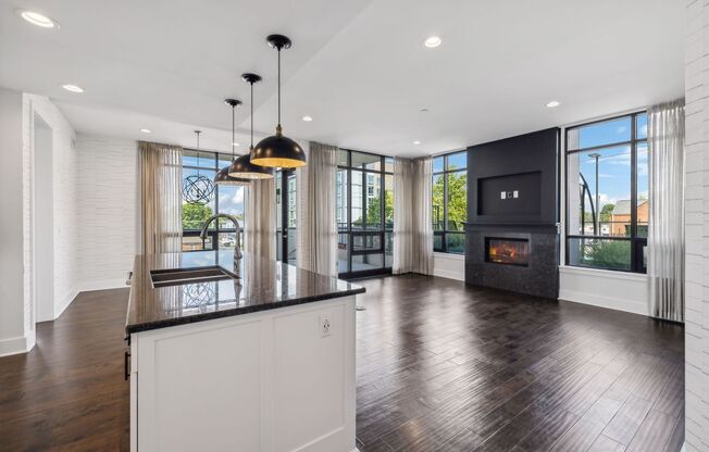 Luxury 3BR/2.5BA condo in a boutique development