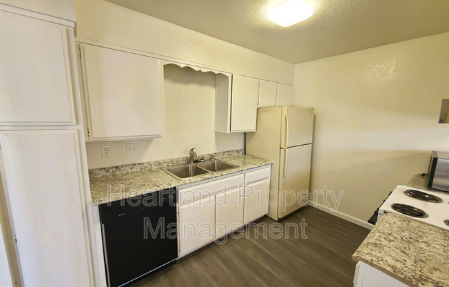 122 S ANZA ST