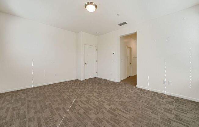 Modern 4B-Bed Home Walking Distance from Parks and Recreation