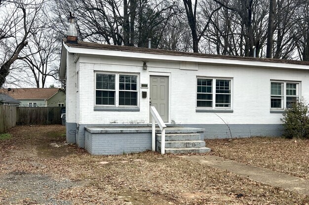 2547 PINCKNEY AVE