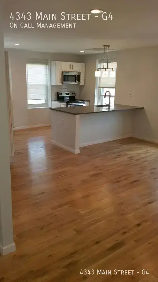 4343 MAIN ST
