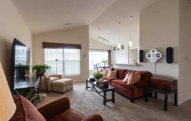This is a photo of the living room in the 1016 square foot, 2 bedroom, 2 bath Nautica floor plan at Nantucket Apartments in Loveland, OH.