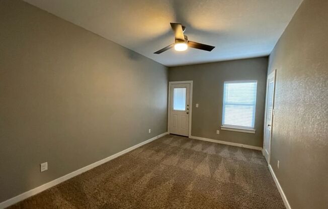 3 beds, 2 baths, 1,114 sqft, $1,650, Unit 8008