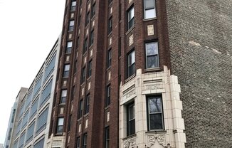 5346 S CORNELL 305