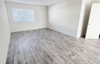 Colonial House South