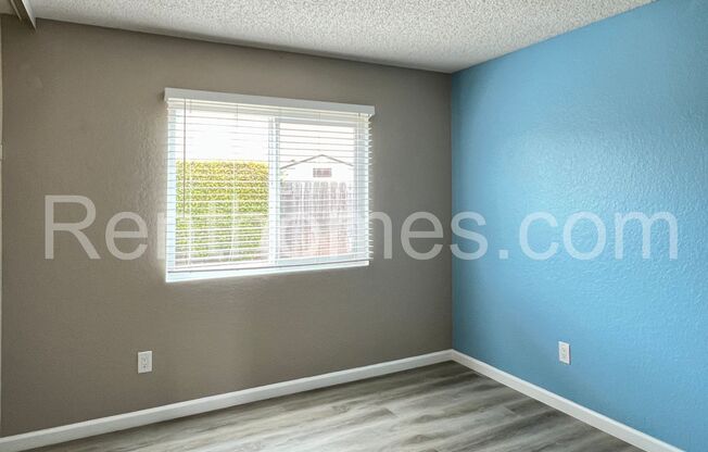 3 beds, 2 baths, $4,100