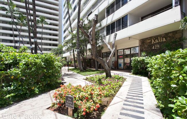 425 Ena Rd 404B