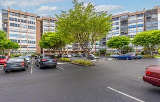 1100 SAINT CHARLES PL