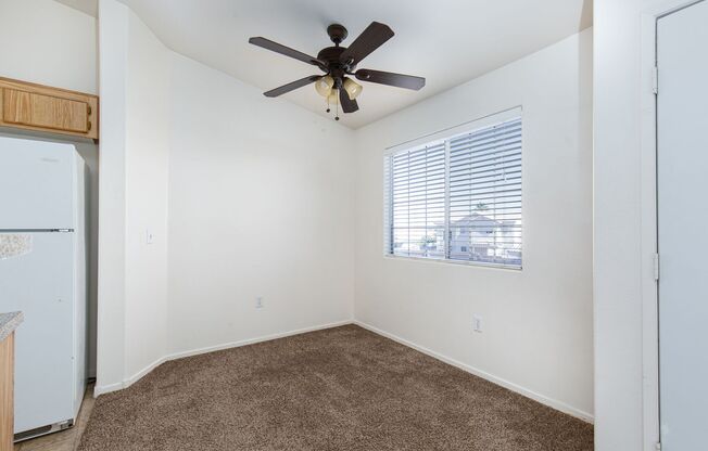 2 beds, 2 baths, $1,250, Unit Bldg KK