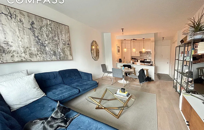 1 bed, 1 bath, 600 sqft, $4,750, Unit 37J