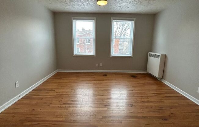 Hillside Court Apartments (318 N. 31st Ave.)