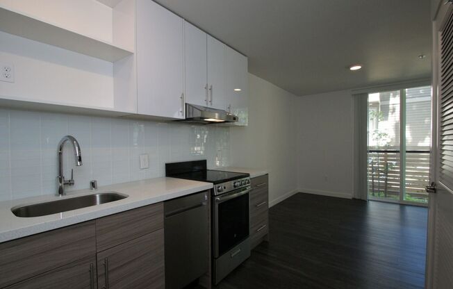 1 bed, 1 bath, 368 sqft, $1,450, Unit 110