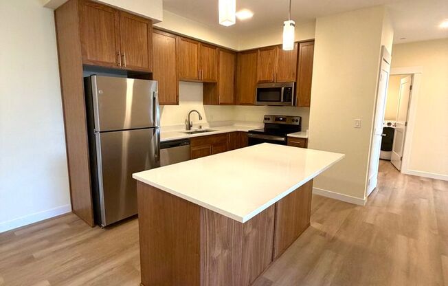 2 beds, 1 bath, $1,875, Unit E302