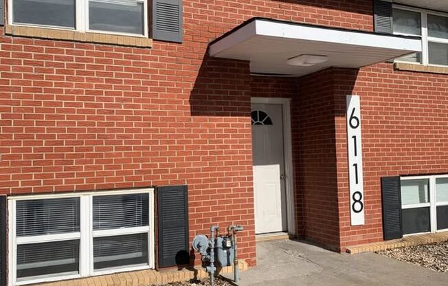 1 bed, 1 bath, 700 sqft, $895, Unit 6118-B