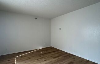 1 bed, 1 bath, $1,750, Unit 03