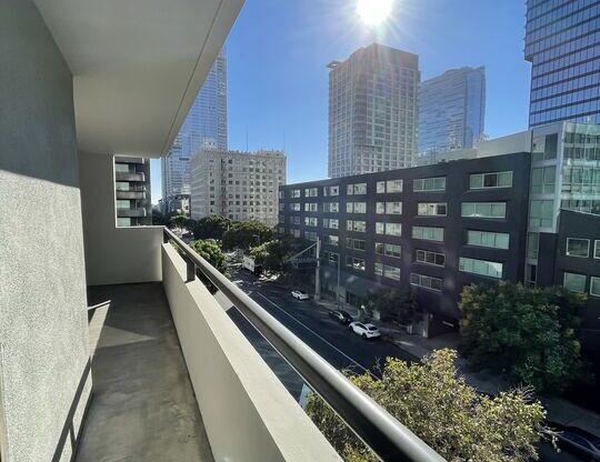 2 beds, 2 baths, 1,264 sqft, $3,275, Unit 607