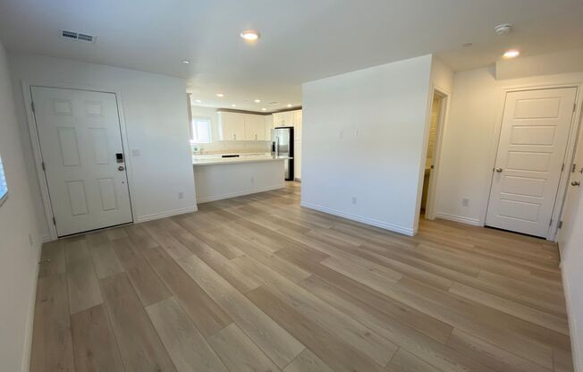 new build 4 bedroom house